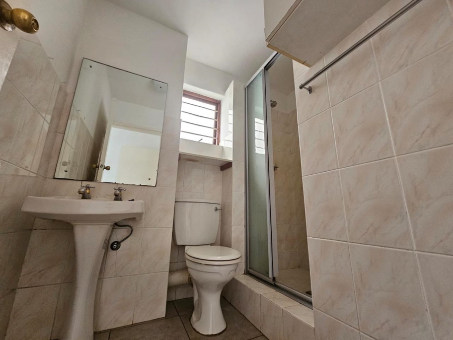 To Let 2 Bedroom Property for Rent in Mount Kos North West